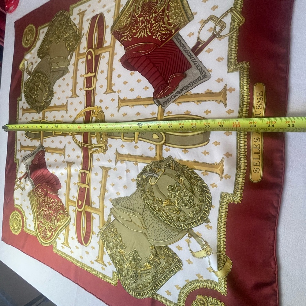 Vintage Hermès Silk Scarf 1994 ‘Selles à Housse’ Burgundy Gold Equestrian Logo - Picture 11 of 16